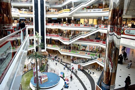 istanbul shopping malls.